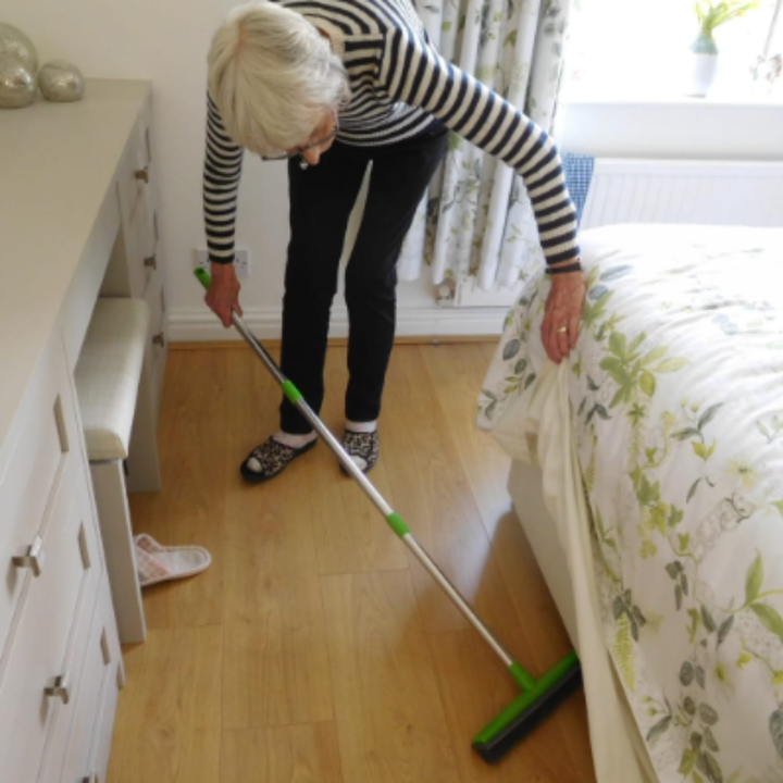 Review by Elisabeth Larsson